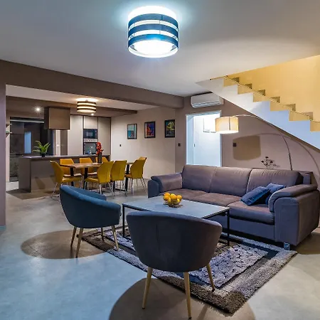 Nika Holiday home